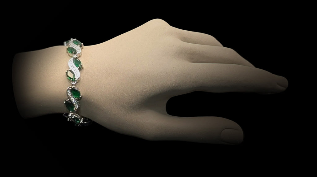 Custom Handcrafted Lab-Created Emerald Green Gemstone Bracelet - Hypoallergenic Bracelet