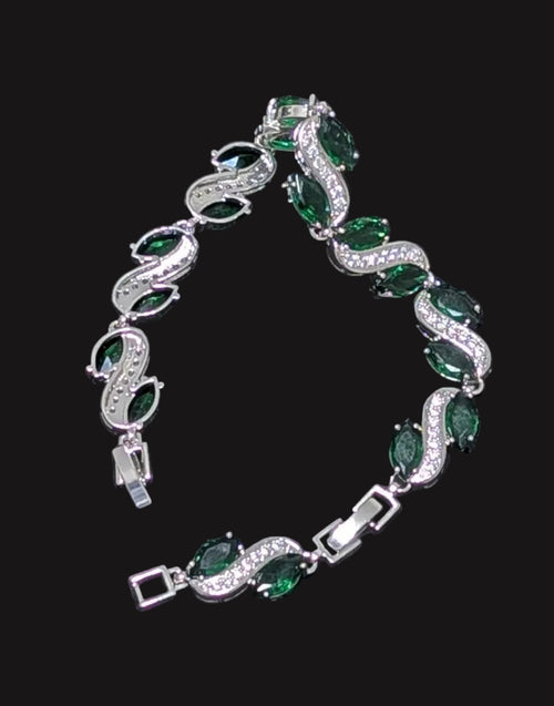 Custom Handcrafted Lab-Created Emerald Green Gemstone Bracelet - Hypoallergenic Bracelet – Gifts For Birthdays, Anniversary, Wedding, Prom, Christmas, Engagement