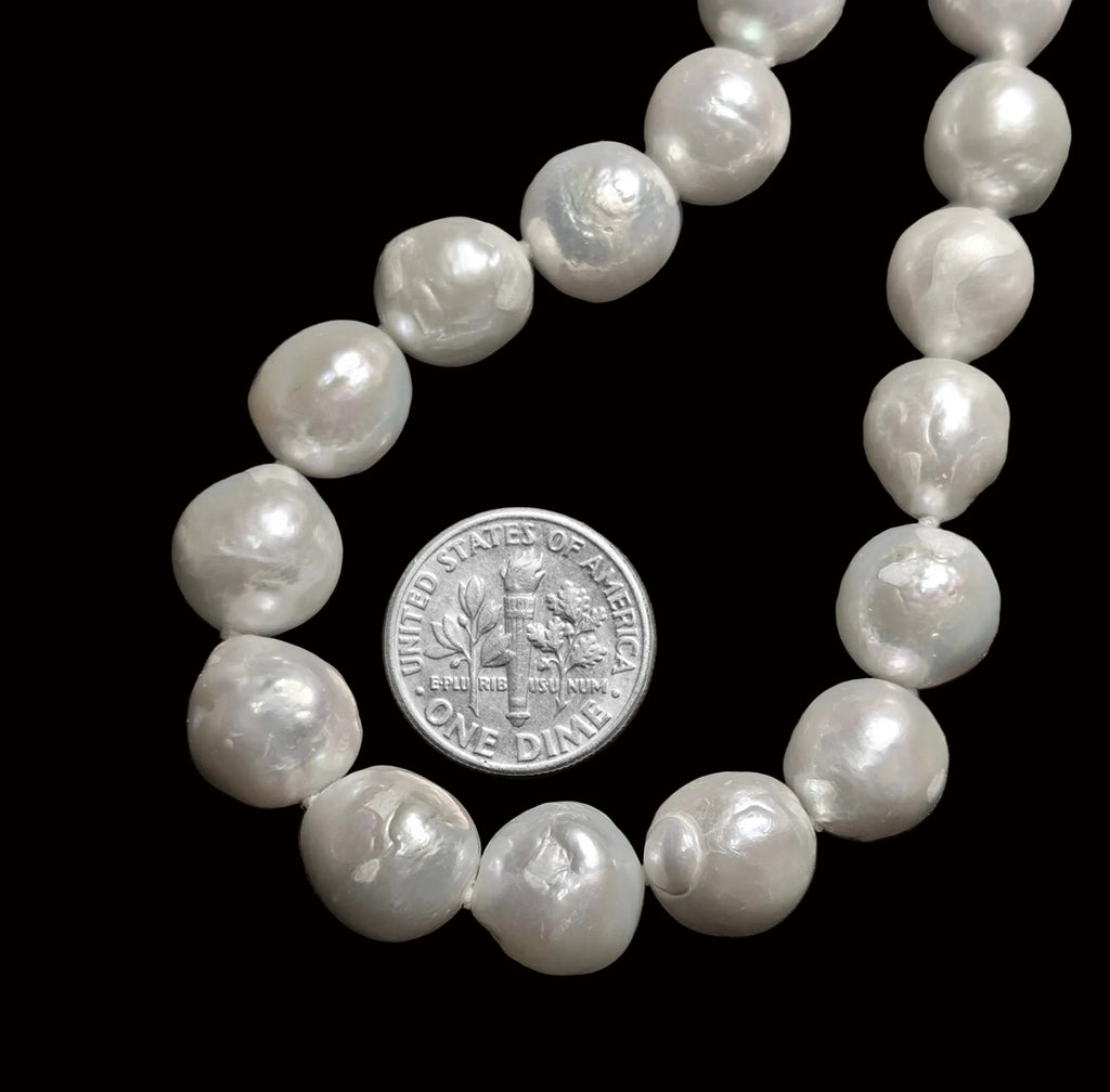 Classic White Natural Pearl Strand Necklace – Elegant Single-Strand Pearl Necklace for Women